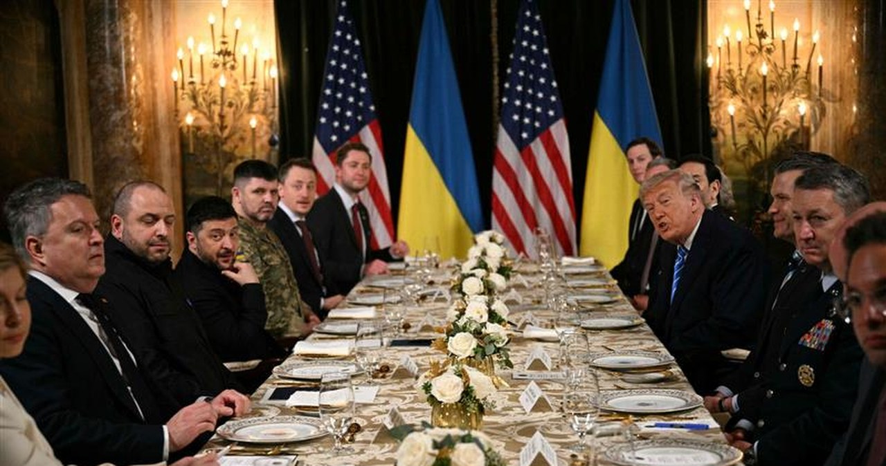 Incydent na spotkaniu z Zełenskim. Trump wyprosił media