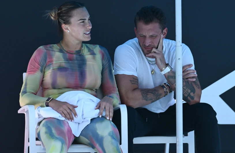 Burza wokół Sabalenki, ukochany wkracza do akcji. Wystarczyło jedno słowo