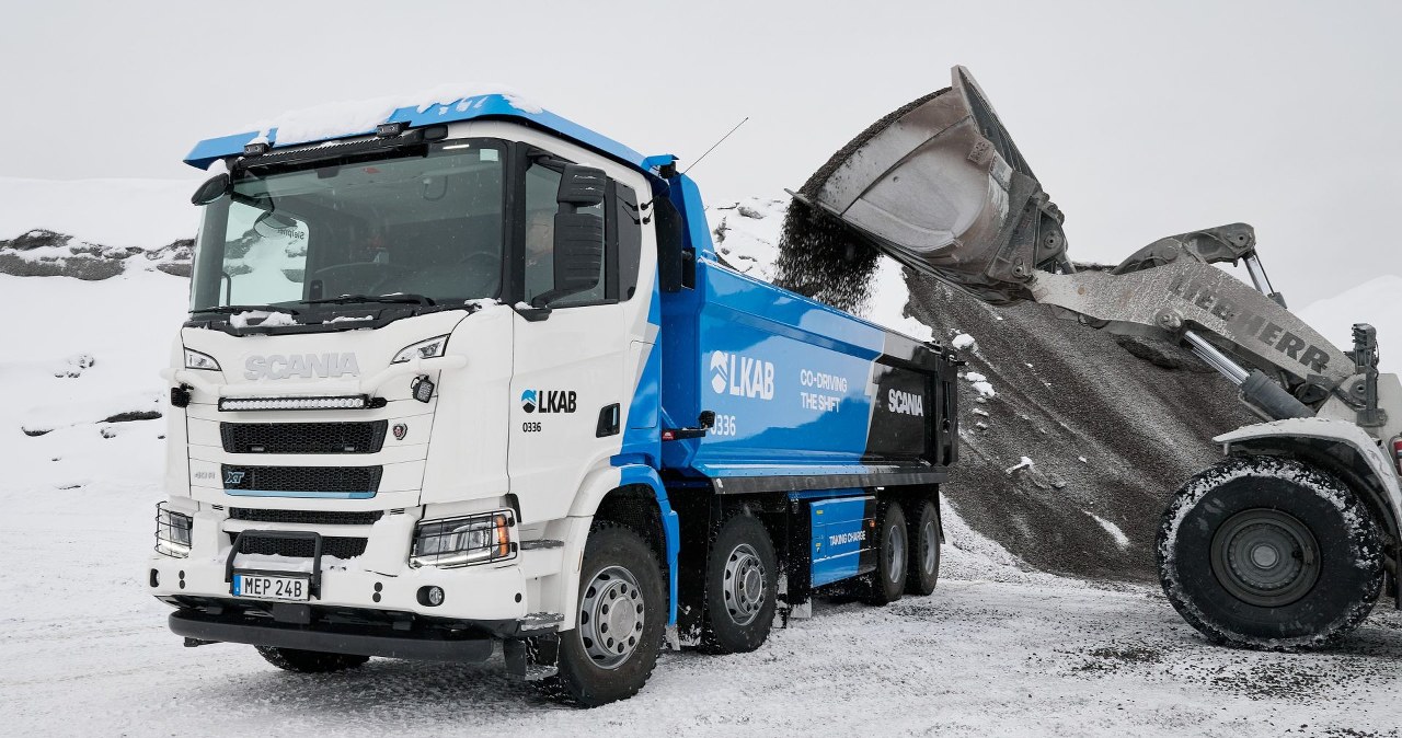 Elektryczna Scania ma 544 KM i przydomek od konia. Wozi skały przez 5 km