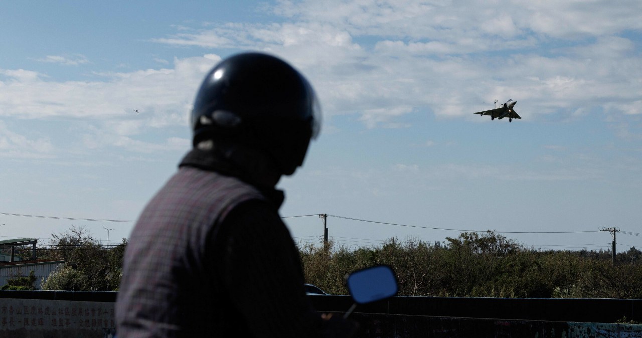 Tajwan w gotowości po nagłym ruchu Chin. "Wojsko upoważnione do reagowania"