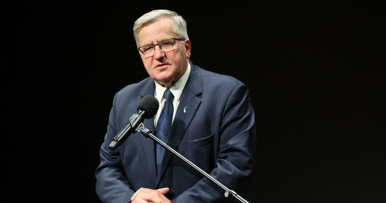 Komorowski gorzko o relacjach prezydenta z rządem. "Polska jest przegrana"