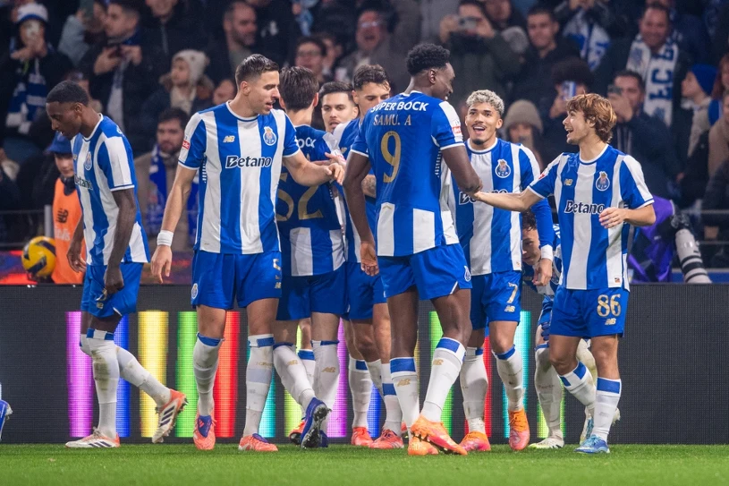 Tak Bednarek i Kiwior zakończyli rok. Porto nacierało, nagle dwa trafienia