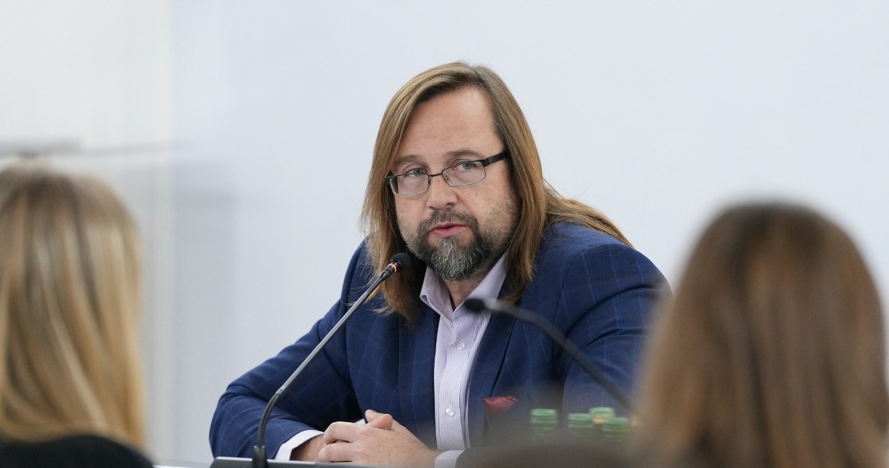 Wyzysk na śmieciówkach. "Pracują dwa-trzy miesiące i nic nie zarobią"