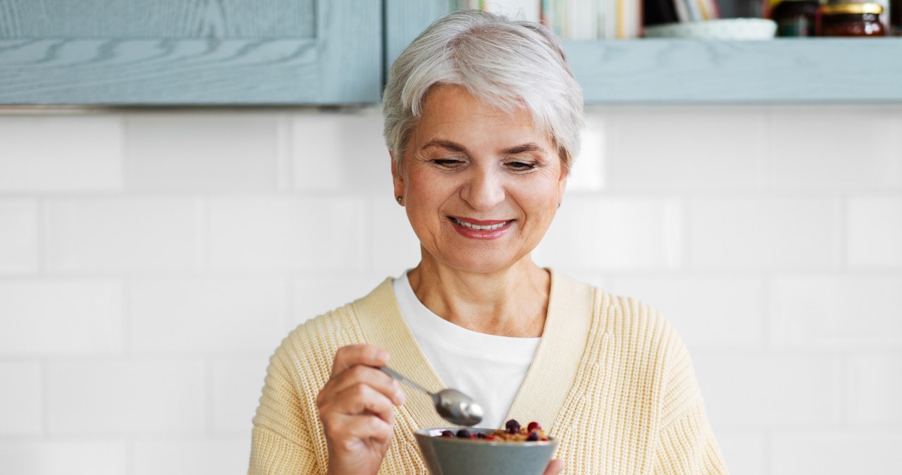 Dieta po 40. roku życia może odmładzać. Produkty, które naprawdę działają