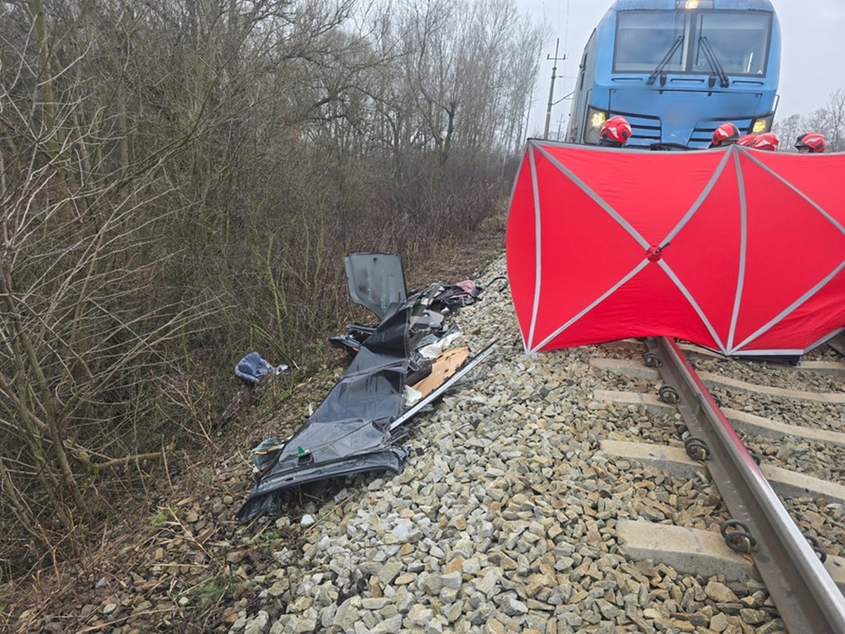 Iwona i Krystian zginęli pod kołami pociągu. Prokuratura sprawdza, czy zadziałała sygnalizacja