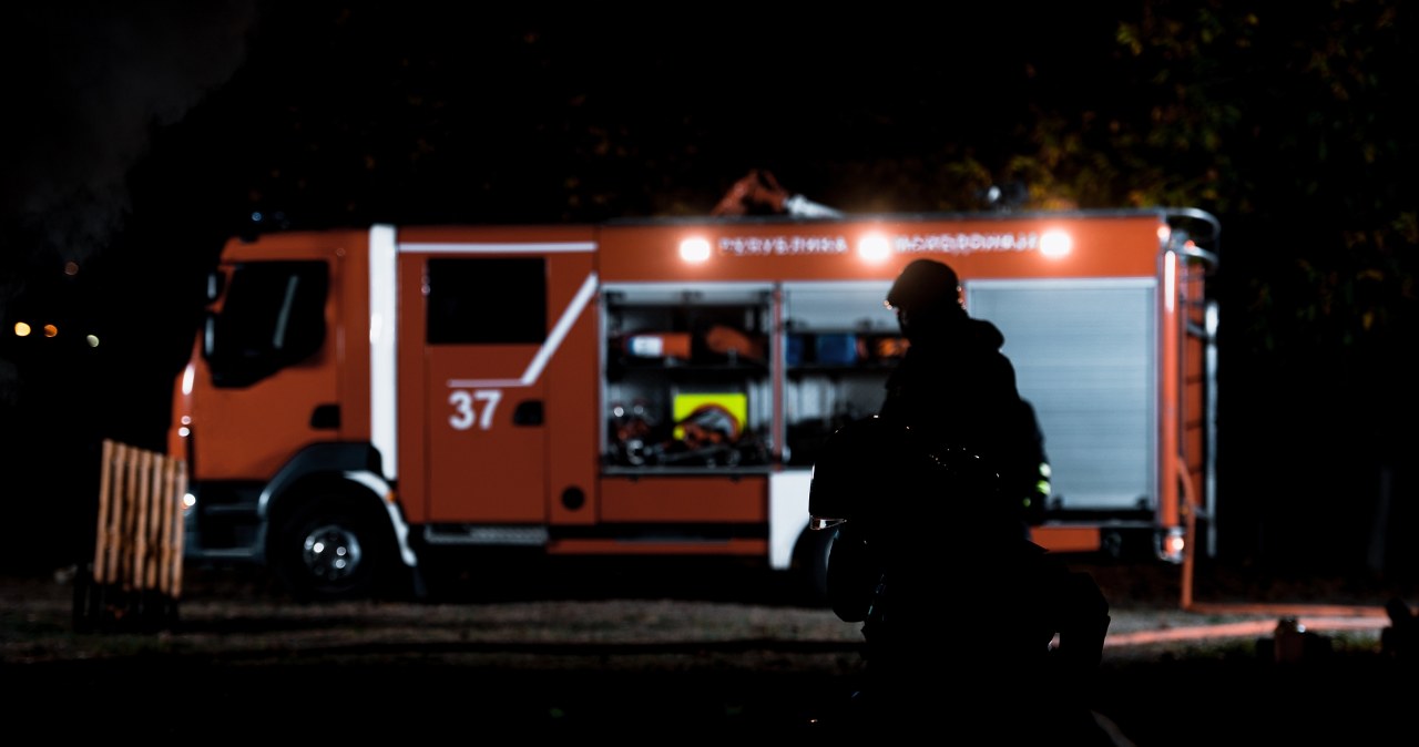 Radzewo. Kobieta i dziecko w stanie krytycznym. Wpadli do stawu Radzewo. Kobieta i dziecko w stanie krytycznym. Wpadli do stawu