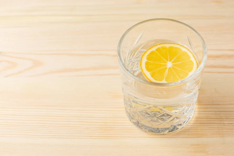 Trzy oczyszczające napoje: Przyniosą ulgę po sylwestrowym szaleństwie