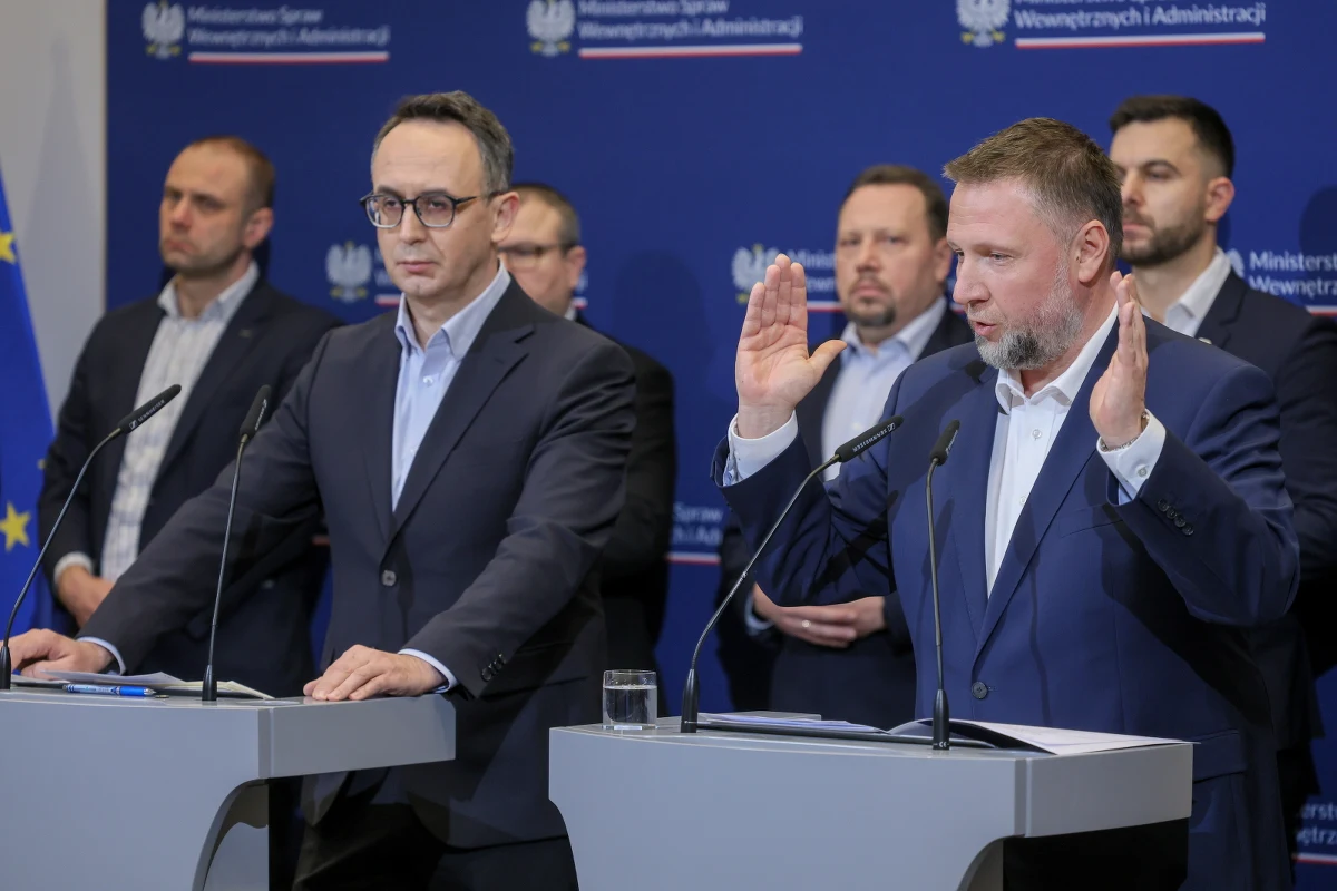 Minister spraw wewnętrznych i administracji Marcin Kierwiński i szef resortu infrastruktury Dariusz Klimczak podjęli decyzję o wprowadzeniu wzmożonych kontroli ciężarówek jeżdżących po autostradach i drogach ekspresowych. To reakcja na kryzysową sytuację na trasie S7.