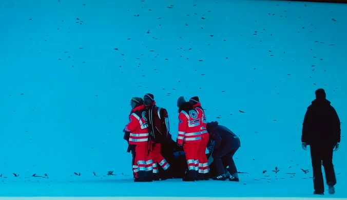 Poważny upadek na skoczni w Ga-Pa, Antti Aigro zwieziony w toboganie