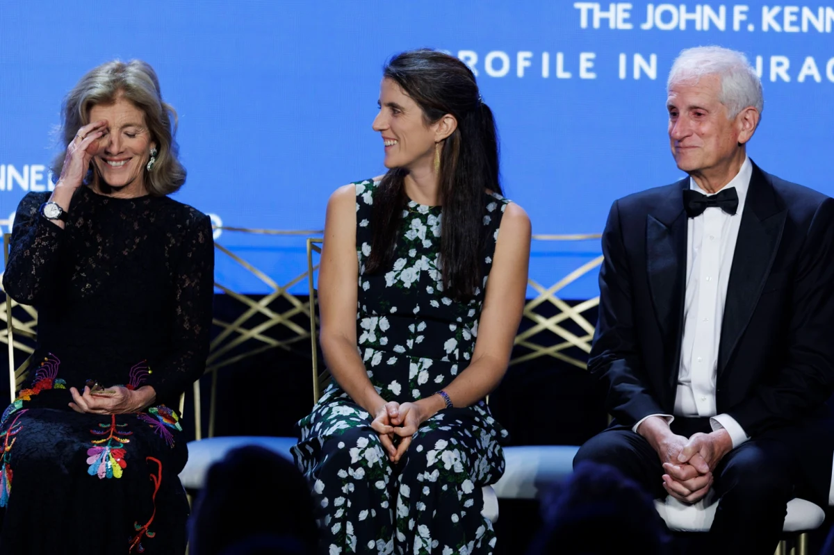 Tatiana Schlossberg, ceniona dziennikarka i wnuczka prezydenta Johna F. Kennedy’ego, zmarła w wieku 35 lat po heroicznej walce z rzadką odmianą białaczki. Jej odejście to kolejny akt dramatu w historii jednej z najsłynniejszych amerykańskich rodzin.