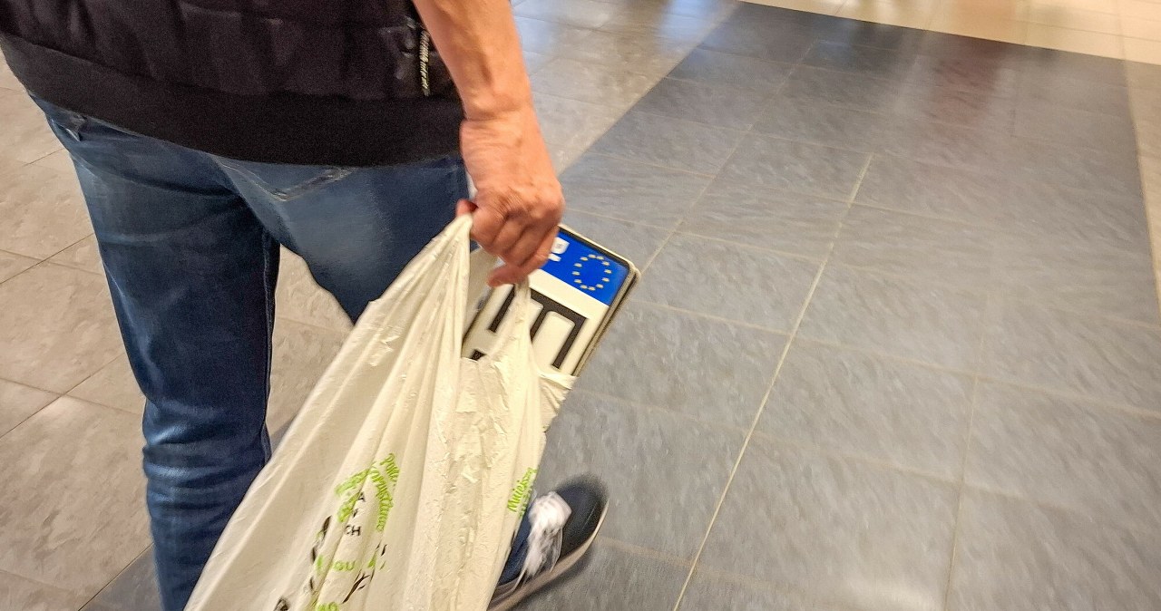 Kierowcy odczują potężną podwyżkę. Za tablice rejestracyjne aż 3 tys. zł