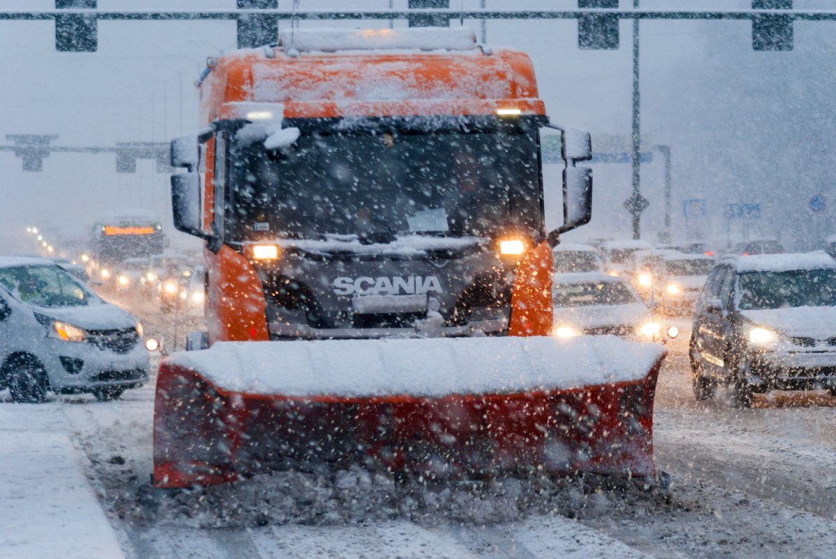 Intensywne opady, silny wiatr. Są ostrzeżenia dla części mieszkańców Polski
