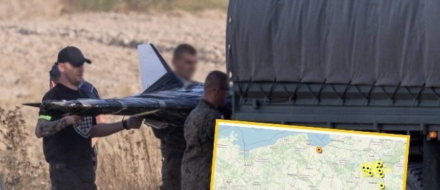 Biuro Bezpieczeństwa Narodowego opublikowało mapy poglądowe dotyczące naruszeń przestrzeni powietrznej przez drony i balony z Białorusi i Rosji. "Wydarzenia z ostatnich miesięcy wskazują, że Rosja i Białoruś zintensyfikowały prowokacje w domenie powietrznej, włączając je na stałe do katalogu działań" - oceniło BBN. W 2026 r. "należy oczekiwać, że prowokacje w domenie powietrznej będą ponawiane" - czytamy w opisie.