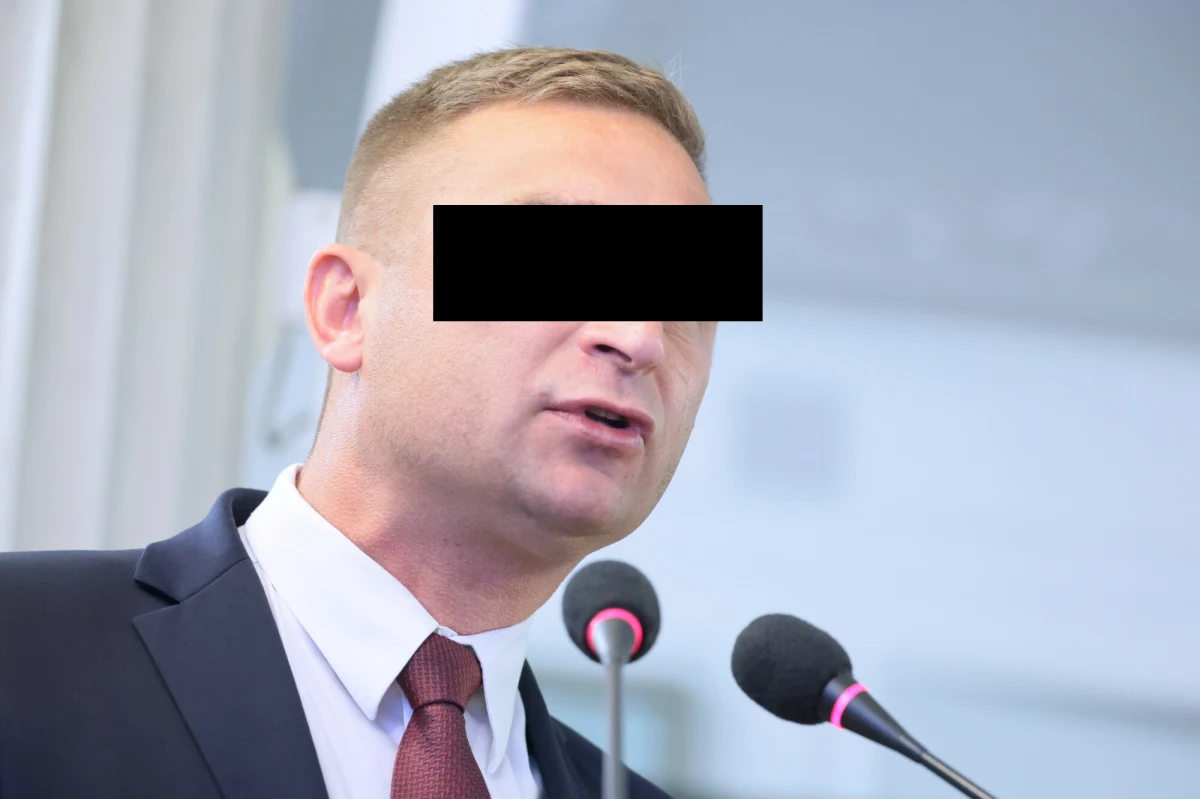 Prokuratura skierowała w środę akt oskarżenia przeciwko działaczowi Ruchu Obrony Granic Robertowi B. Chodzi o zarzuty znieważenia funkcjonariuszy Straży Granicznej i Żandarmerii Wojskowej.