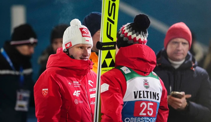 Polscy skoczkowie skołowani. Maciej Maciusiak wyjaśnia i mówi: śliski temat