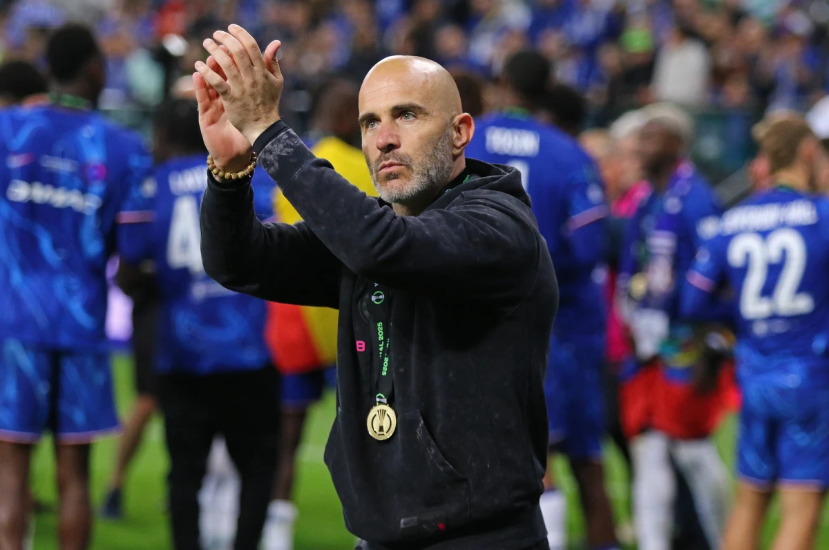 Chelsea Londyn poinformowała o zakończeniu współpracy z Enzo Marescą. Decyzja zapadła po serii słabszych wyników drużyny, która wygrała tylko jedno z ostatnich siedmiu spotkań w Premier League. Klub nie ujawnił jeszcze nazwiska następcy włoskiego szkoleniowca.