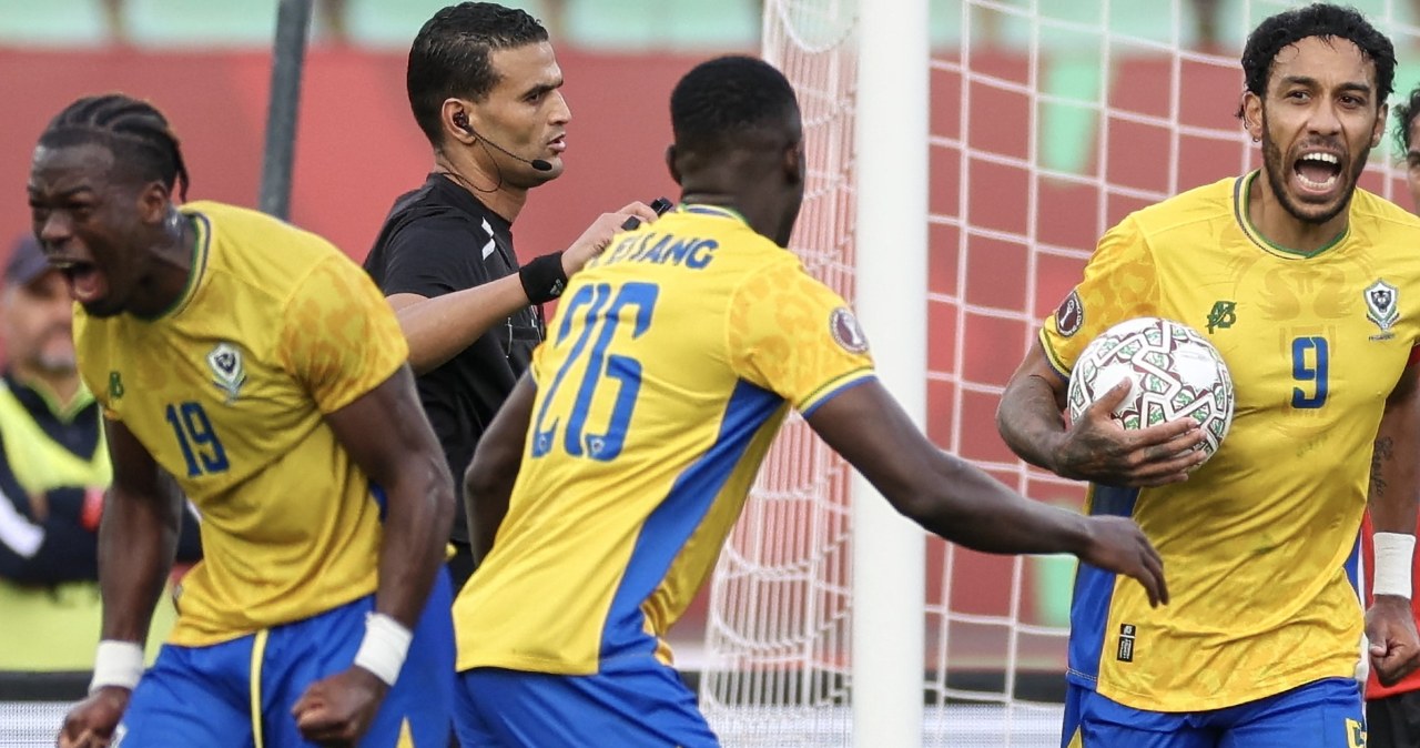 Początek roku i od razu wstrząs. Drużyna narodowa rozwiązana. Teraz FIFA