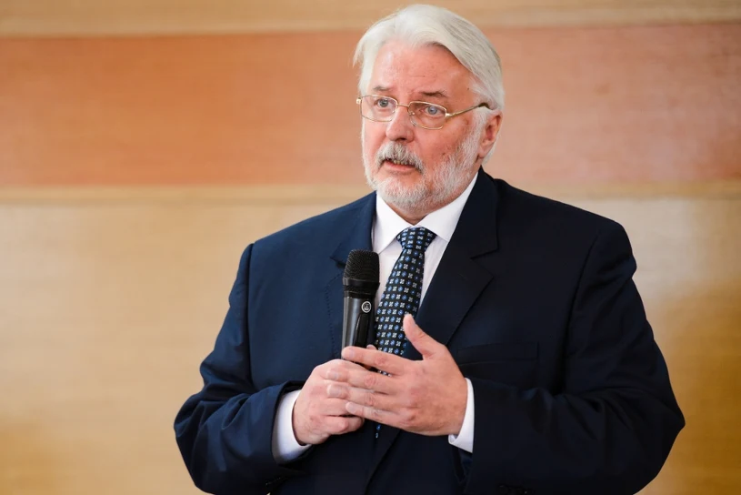 Ukryty wywiad Waszczykowskiego wraca na strony MSZ. Jest komunikat