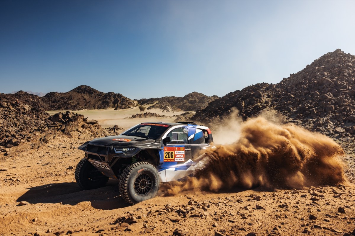 Marek Goczał błyszczy na Dakarze! Wysoka pozycja Polaka już na starcie