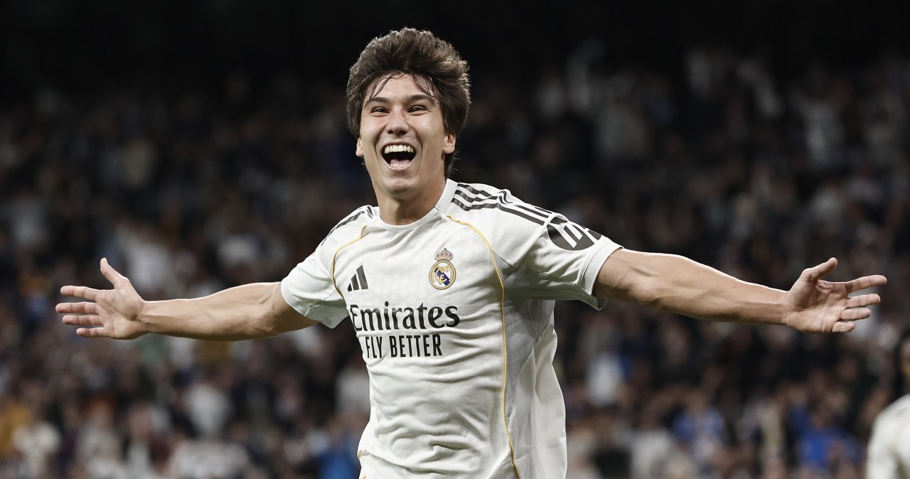 wiadomości,aktualności,Interia Real pokazał światu nowego bohatera. Trwa pościg za Barceloną. Padło pięć goli