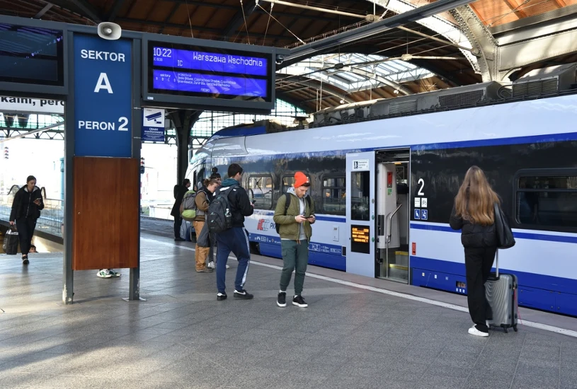 To najstarsza linia kolejowa w Polsce. Powstała 184 lata temu