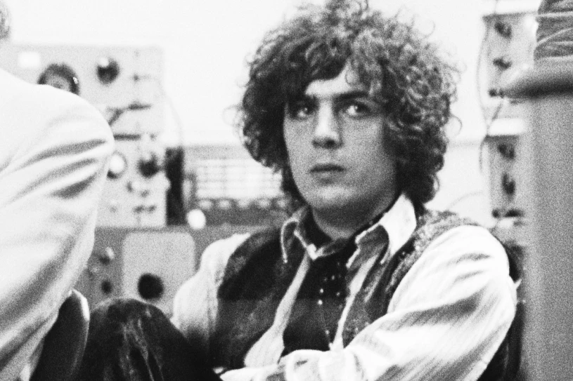 Był pierwszym liderem legendarnej grupy. Po skandalach został wyrzucony