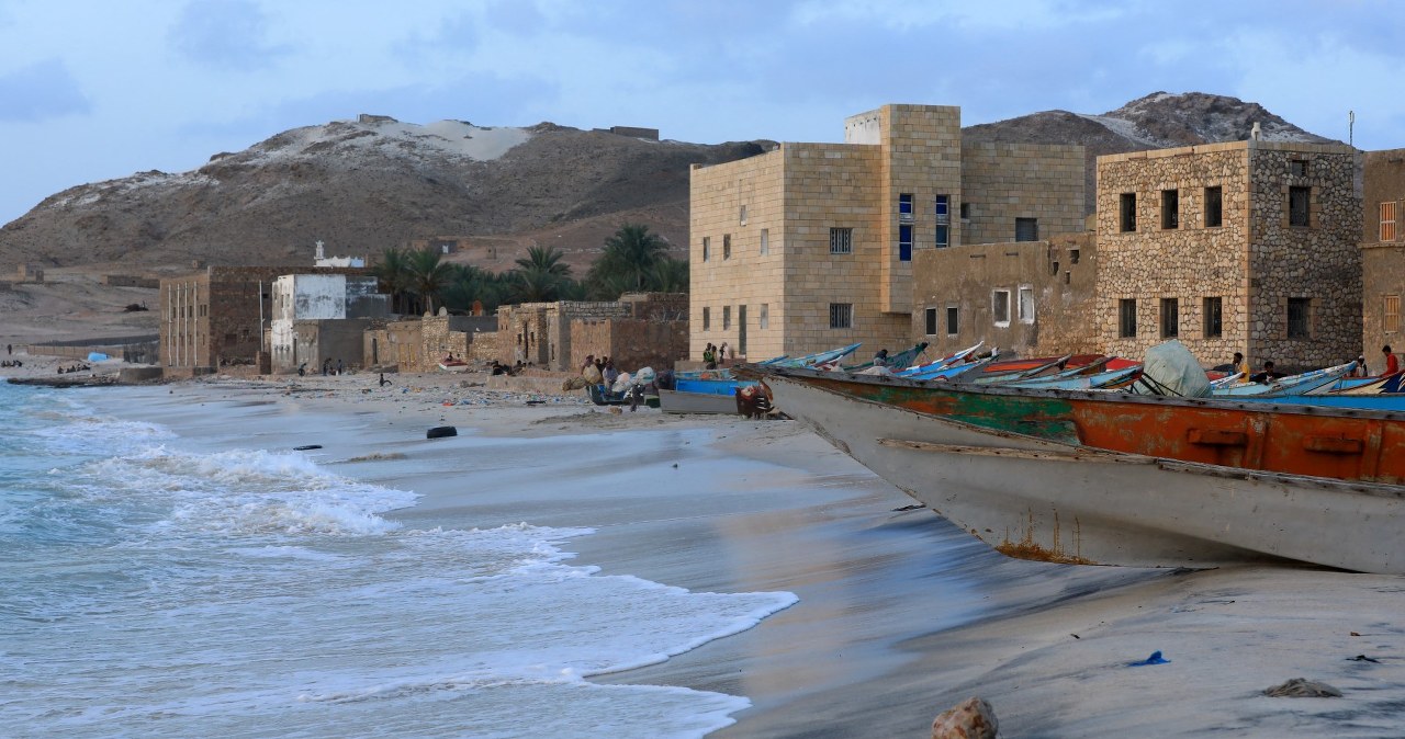 Polecieli tam mimo ostrzeżeń MSZ. Polacy wśród setek uwięzionych turystów