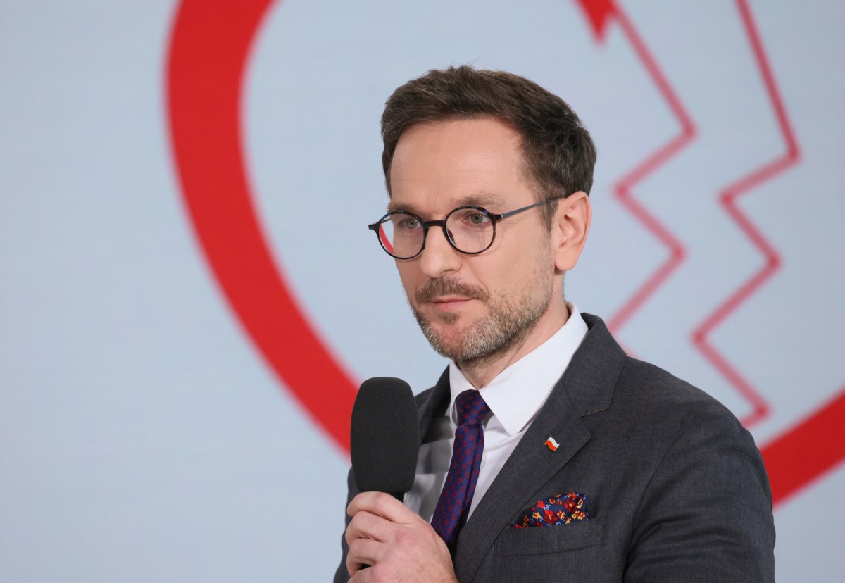 Samochód polskiego europosła "ostrzelany". Co na to prokuratura?