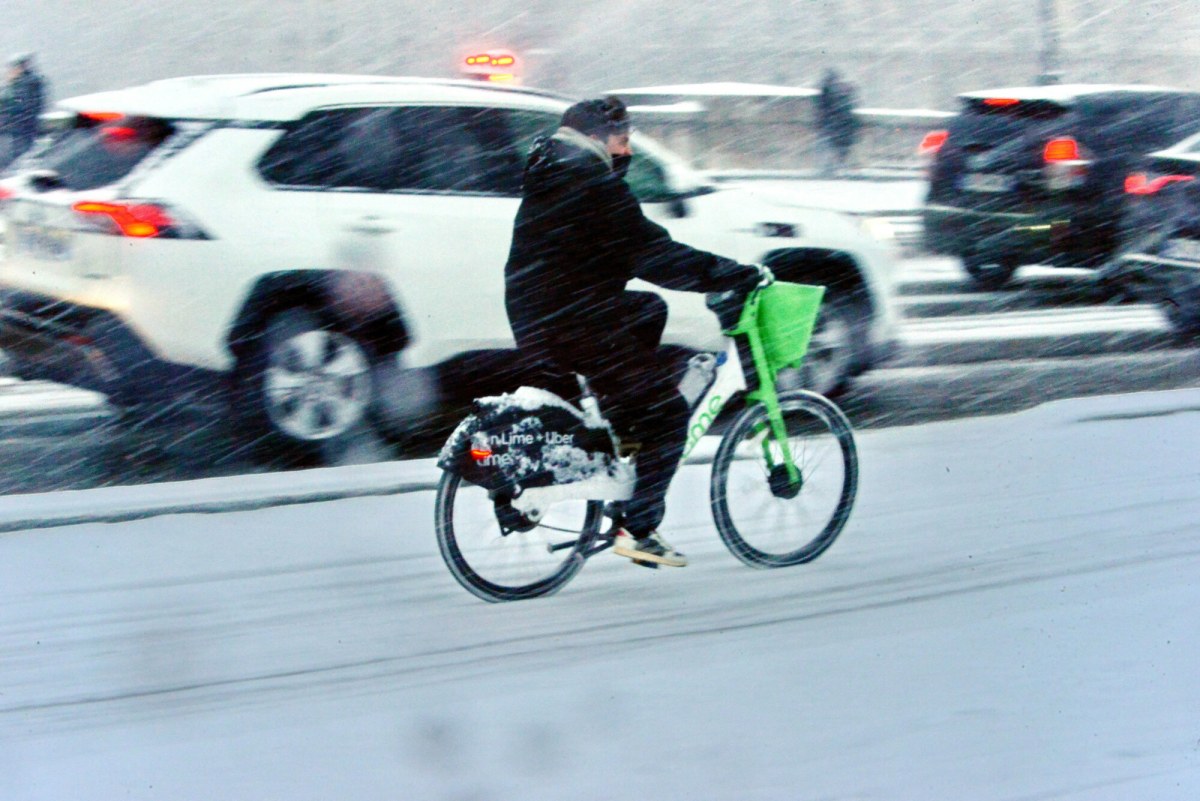 Takich korków jeszcze nie było. Koszmar na paryskich drogach