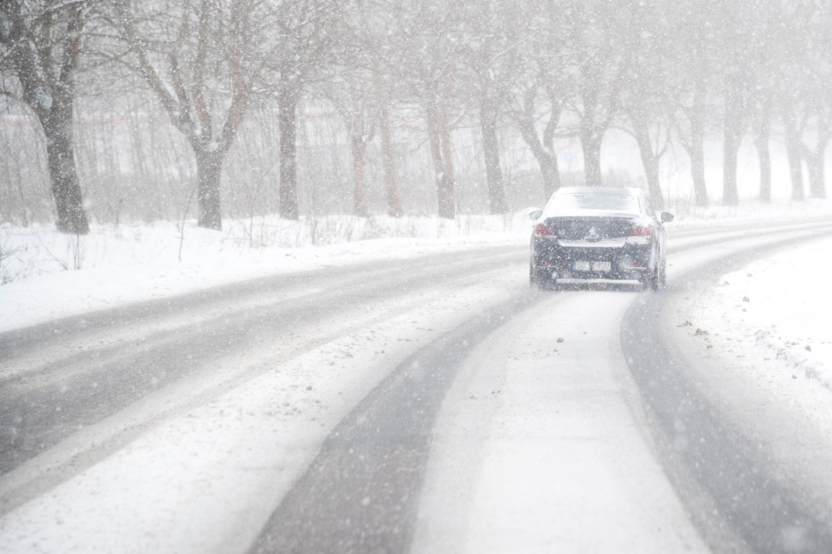 Teraz mocno sypnie gdzie indziej. IMGW wydał nowe alerty