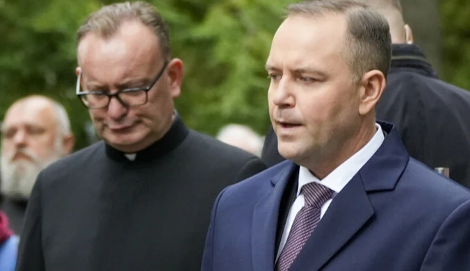 To była formalność, ksiądz potwierdza. I ujawnia polecenie Nawrockiego