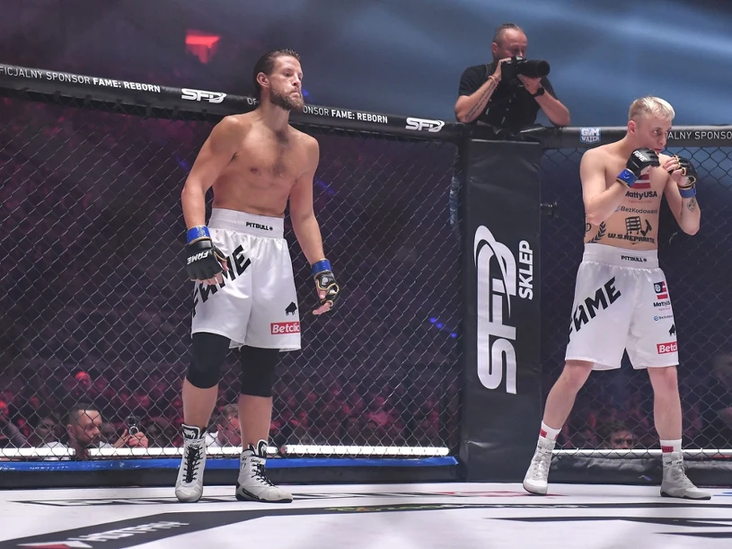 Poddał walkę w FAME MMA po 11 sekundach. Wystąpi w "Tańcu z Gwiazdami"