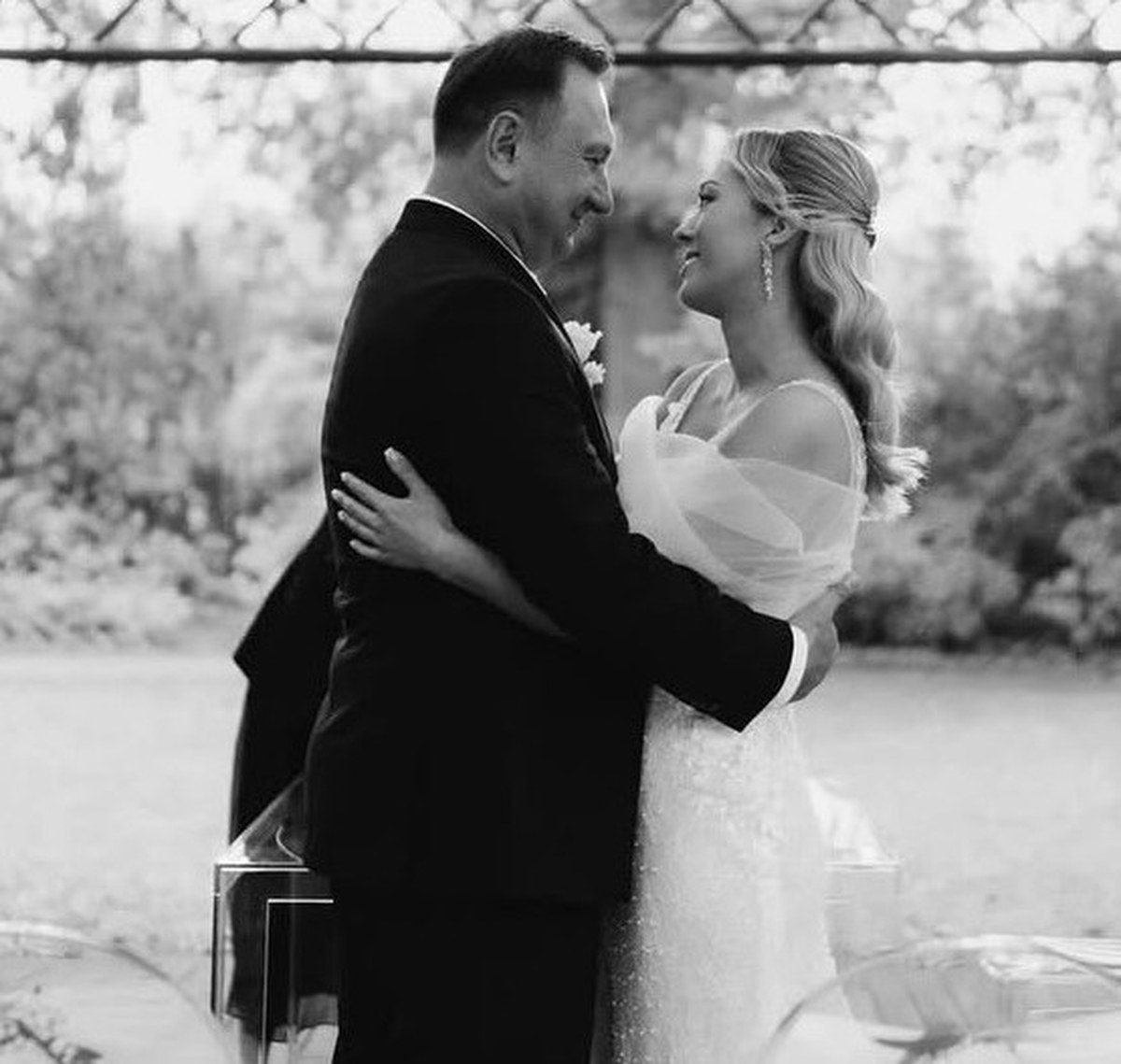 Poseł Tomasz Trela wziął ślub. Kim jest wybranka polityka?