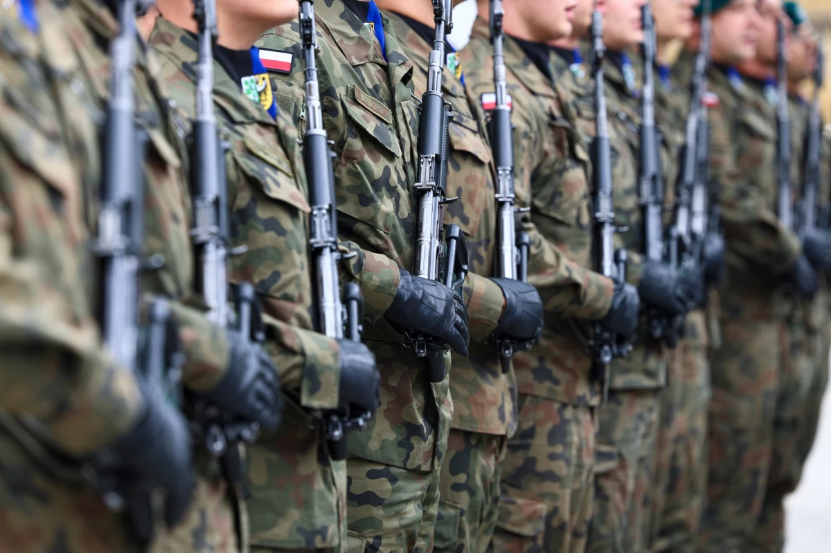 Rozmowy z Komisją Europejską w sprawie polskiego planu na wykorzystanie prawie 44 mld euro z programu pożyczkowego na dozbrojenie - SAFE - dobiegają końca. Jak ustaliła dziennikarka RMF FM Katarzyna Szymańska-Borginon, dzisiaj delegacja KE prowadzi w Warszawie rozmowy w tej sprawie.