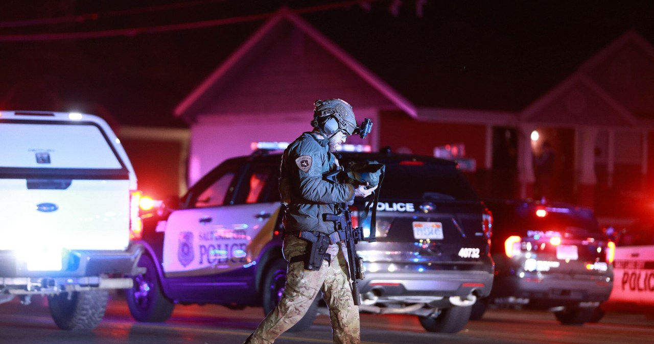 Strzelanina przed kościołem w USA. Są ofiary, trwa policyjna obława