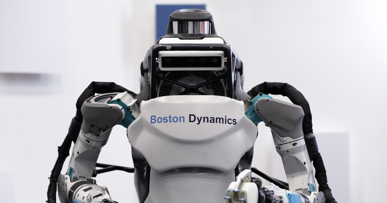 Roboty zastępują ludzi w fabrykach. Tysiące maszyn już zamówionych