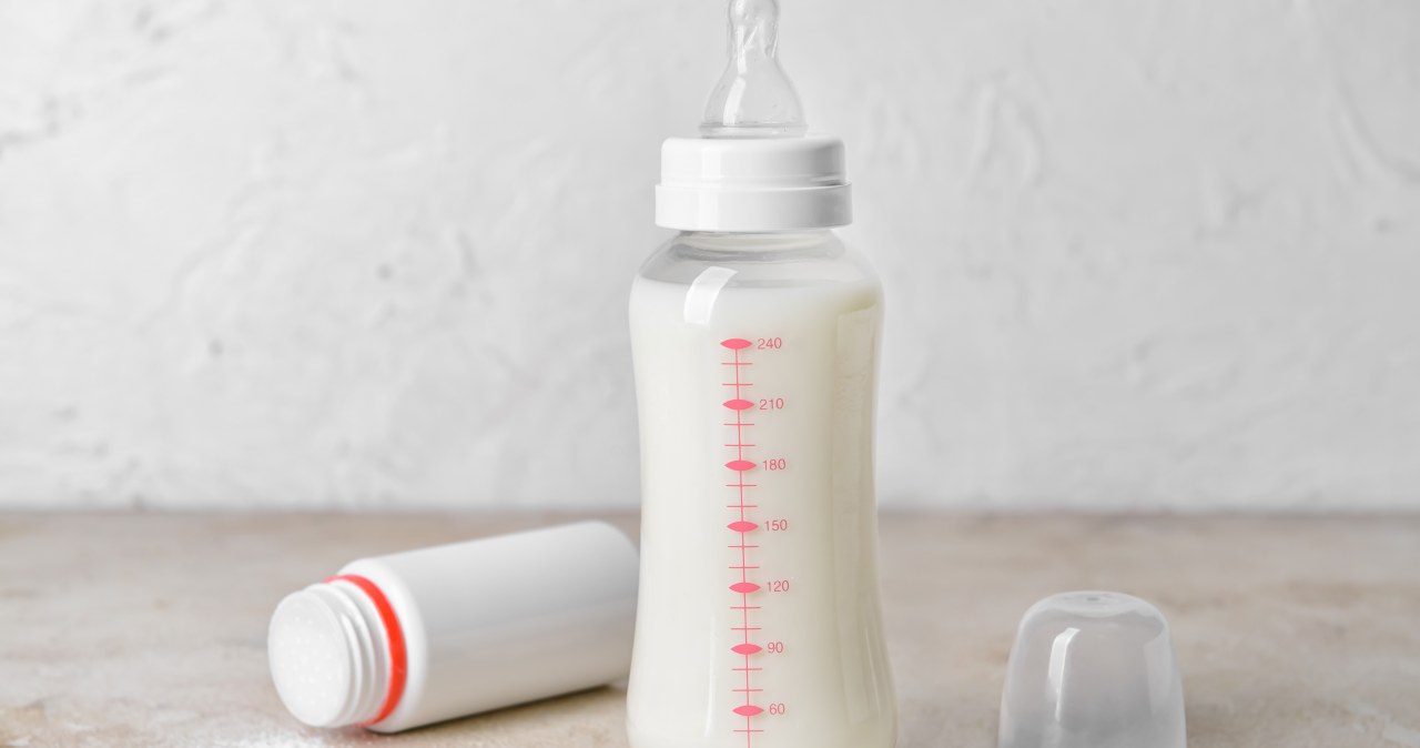 Toksyczne substancje w mleku dla niemowląt. GIS ostrzega