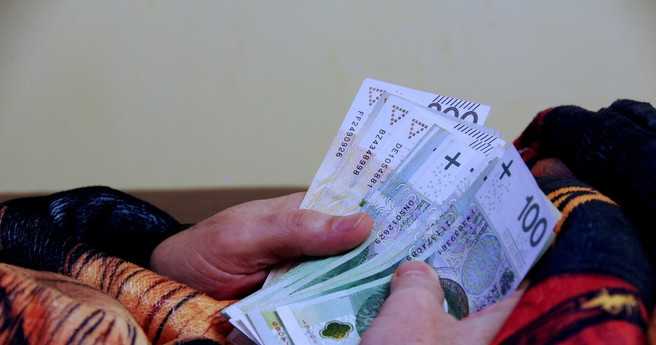 Zapytali Polaków o przyjęcie euro. Zdecydowana deklaracja