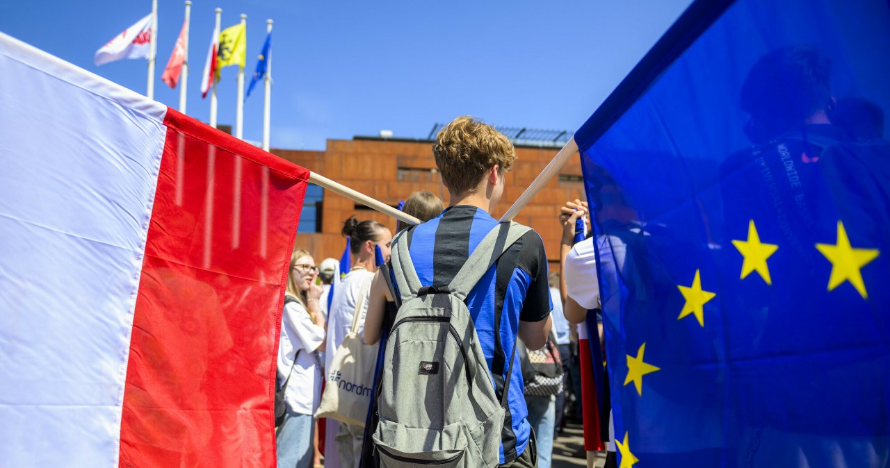Większość Polaków nie ma wątpliwości ws. polexitu. Nowy sondaż