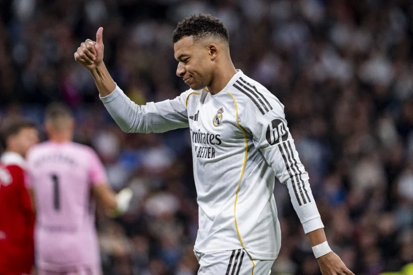 Zwrot ws. Mbappe. Trener choćby się z tym nie krył. Oficjalne potwierdzenie