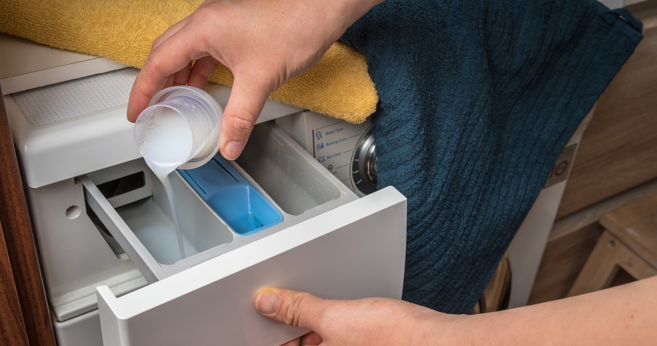 Ukryta funkcja pralki, o której mało kto wie. To dlatego ubrania są brudne