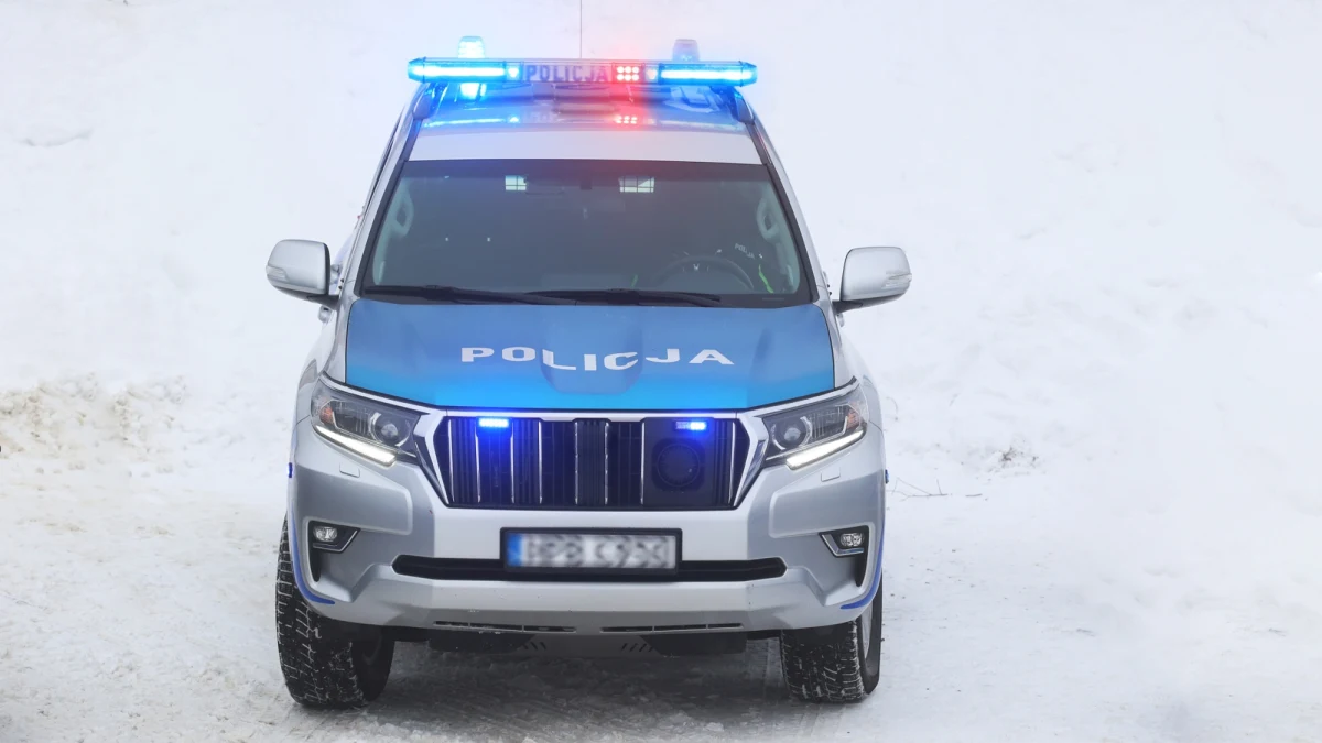 W Konopnicy (woj. lubelskie) doszło do tragicznego zdarzenia. 93-letnia kobieta, mieszkająca samotnie, przewróciła się w pobliżu swojego domu i zmarła z powodu wychłodzenia organizmu - dowiedział się reporter RMF FM Dominik Smaga. Służby ostrzegają przed nadchodzącymi mrozami i apelują o szczególną troskę o osoby starsze i samotne.