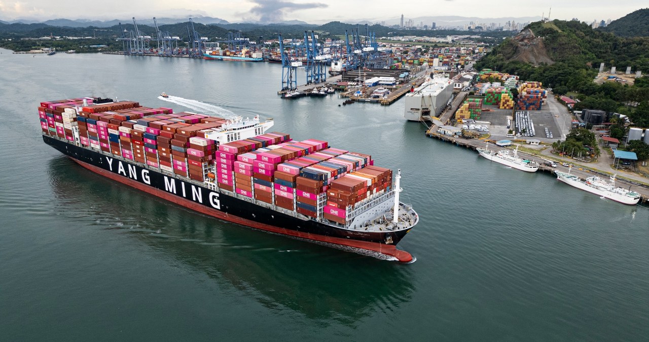 Trump sięgnie po najważniejszy szlak? Chce kontrolować handel i upokorzyć Chiny