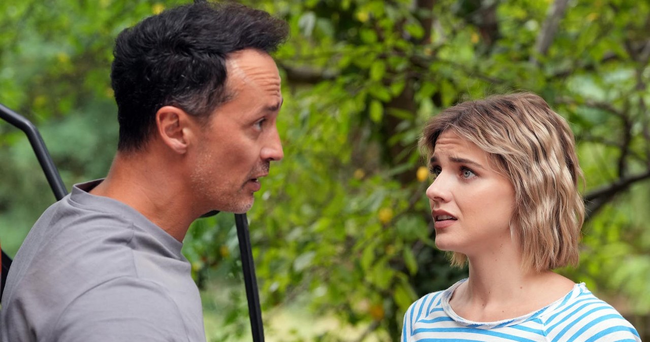 "Barwy szczęścia": Wyrzuci ją z pracy. Słono za to zapłaci