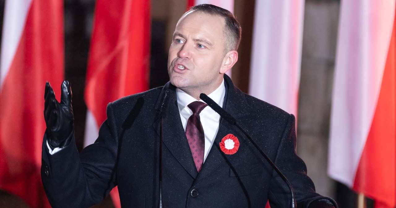 wiadomości,aktualności,Interia Kibice huknęli do Nawrockiego na Jasnej Górze. Tak im odpowiedział