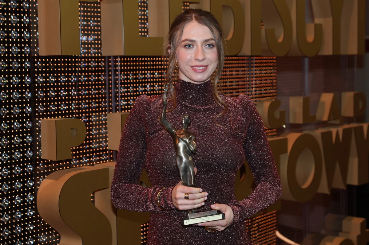 Kajakarka górska Klaudia Zwolińska została najlepszym sportowcem Polski 2025 roku w 91. edycji plebiscytu "Przeglądu Sportowego". W czołowej trójce znaleźli się też tenisistka Iga Świątek i siatkarz Wilfredo Leon. Tradycyjna Gala Mistrzów Sportu odbyła się w Teatrze Wielkim - Operze Narodowej.