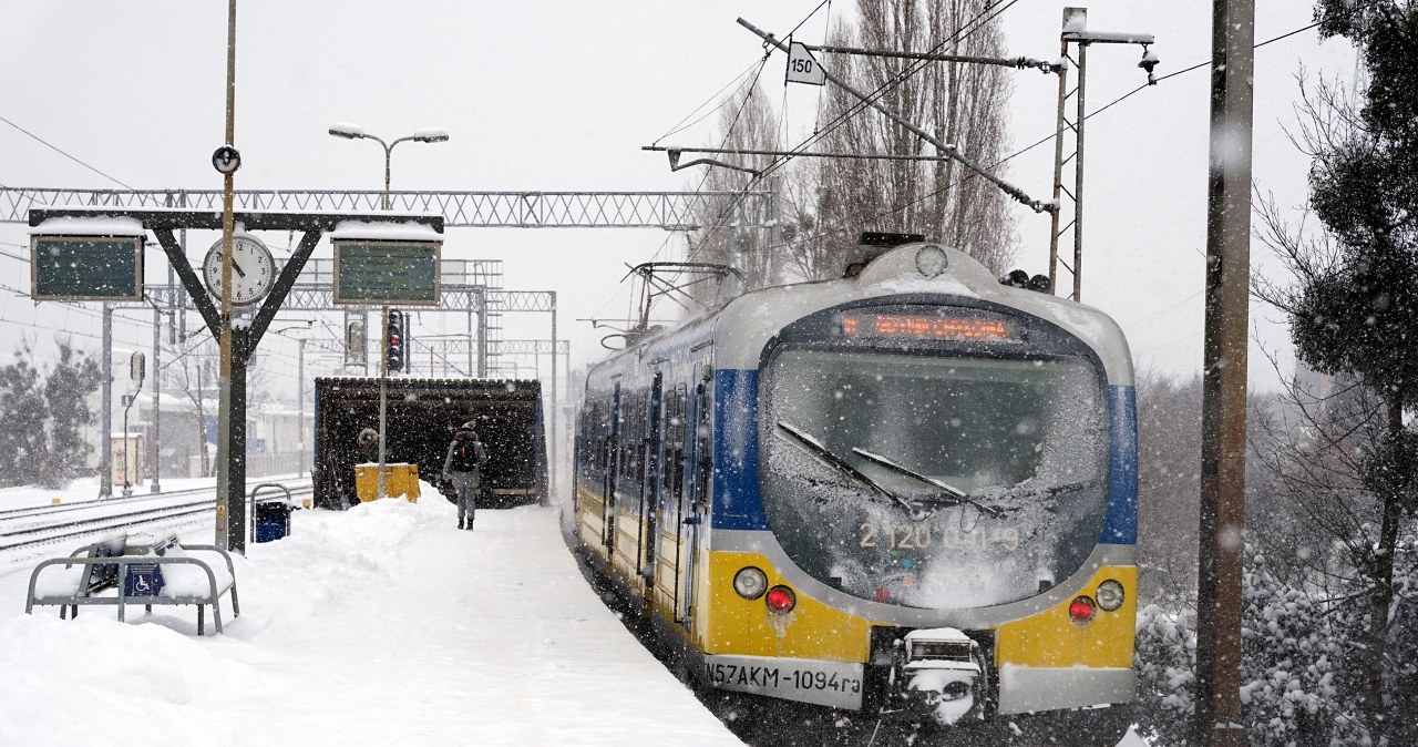 Pogoda sparaliżowała kolej. Takie prawa ma pasażer, który na tym ucierpiał