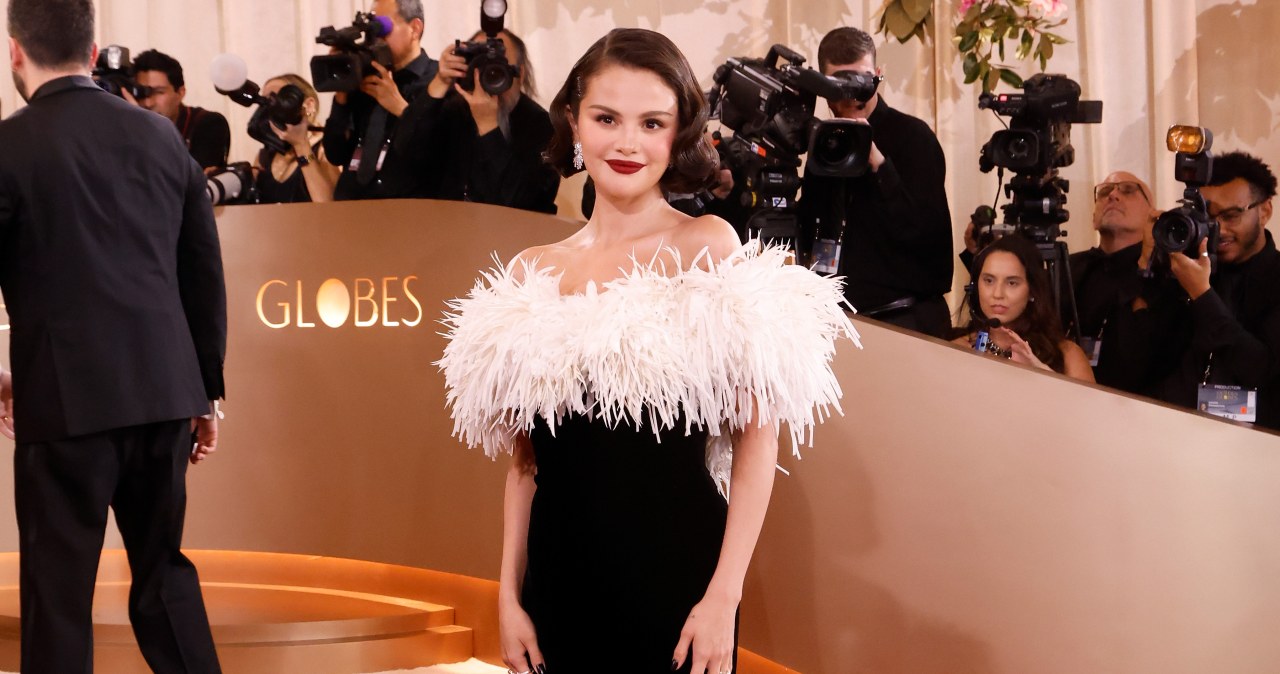 Selena Gomez zachwyciła na Złotych Globach. Suknię szyto ponad 320 godzin!