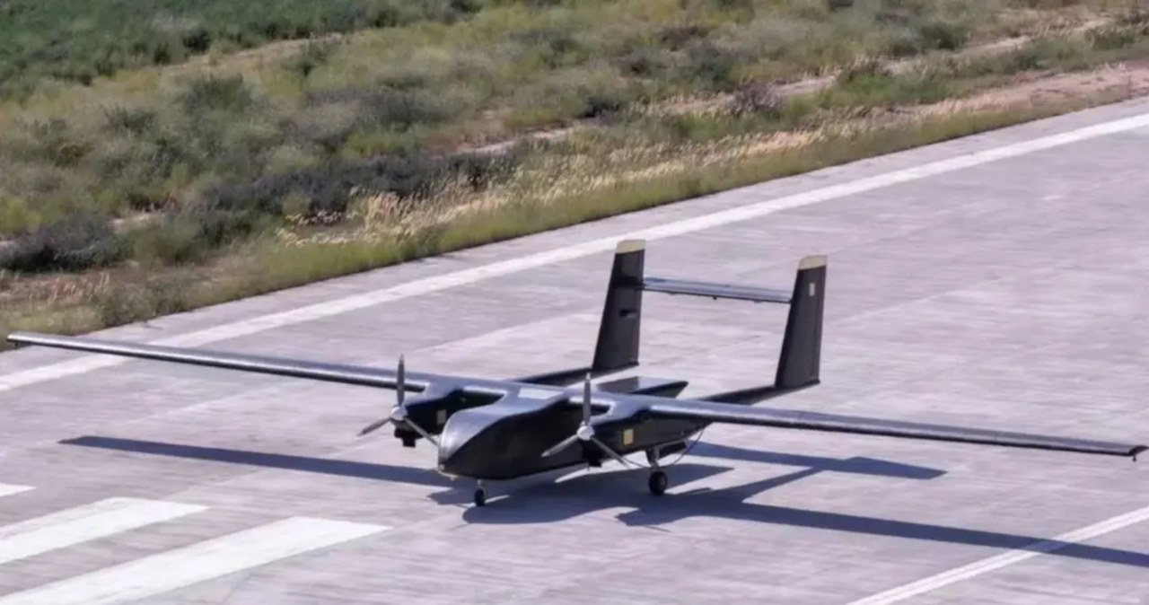 Chiński bezzałogowy samolot transportowy odbył pierwszy lot