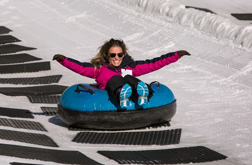 Najlepsze zimowe atrakcje w okolicach Trójmiasta, które musisz odwiedzić